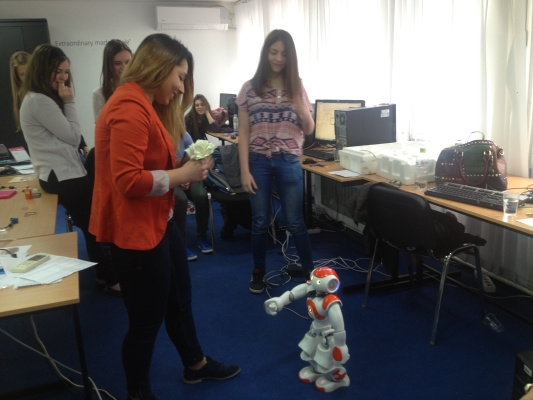  /> </div>
<div> </div>
<div style=